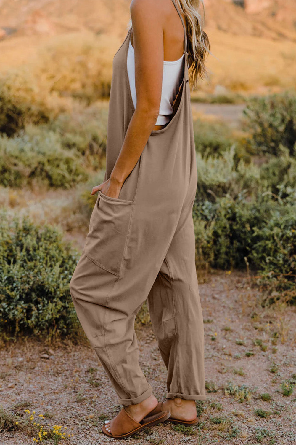 swvws V-Neck Sleeveless Jumpsuit with Pocket