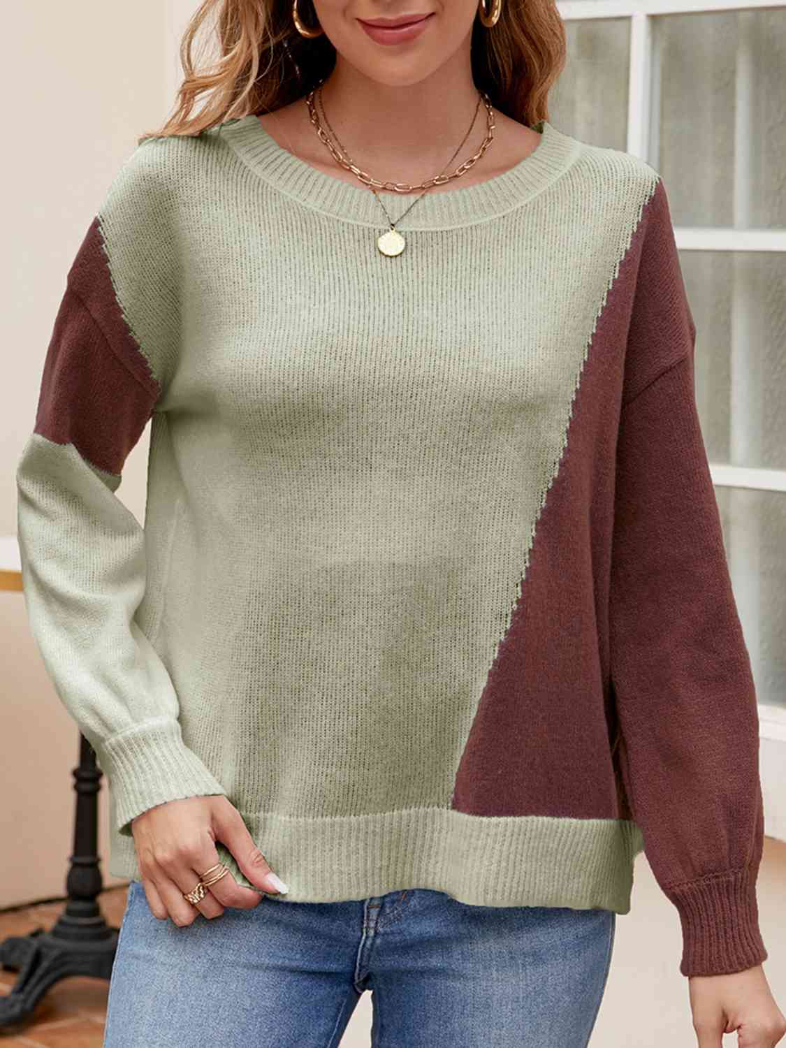 swvws Contrast Round Neck Long Sleeve Knit Top