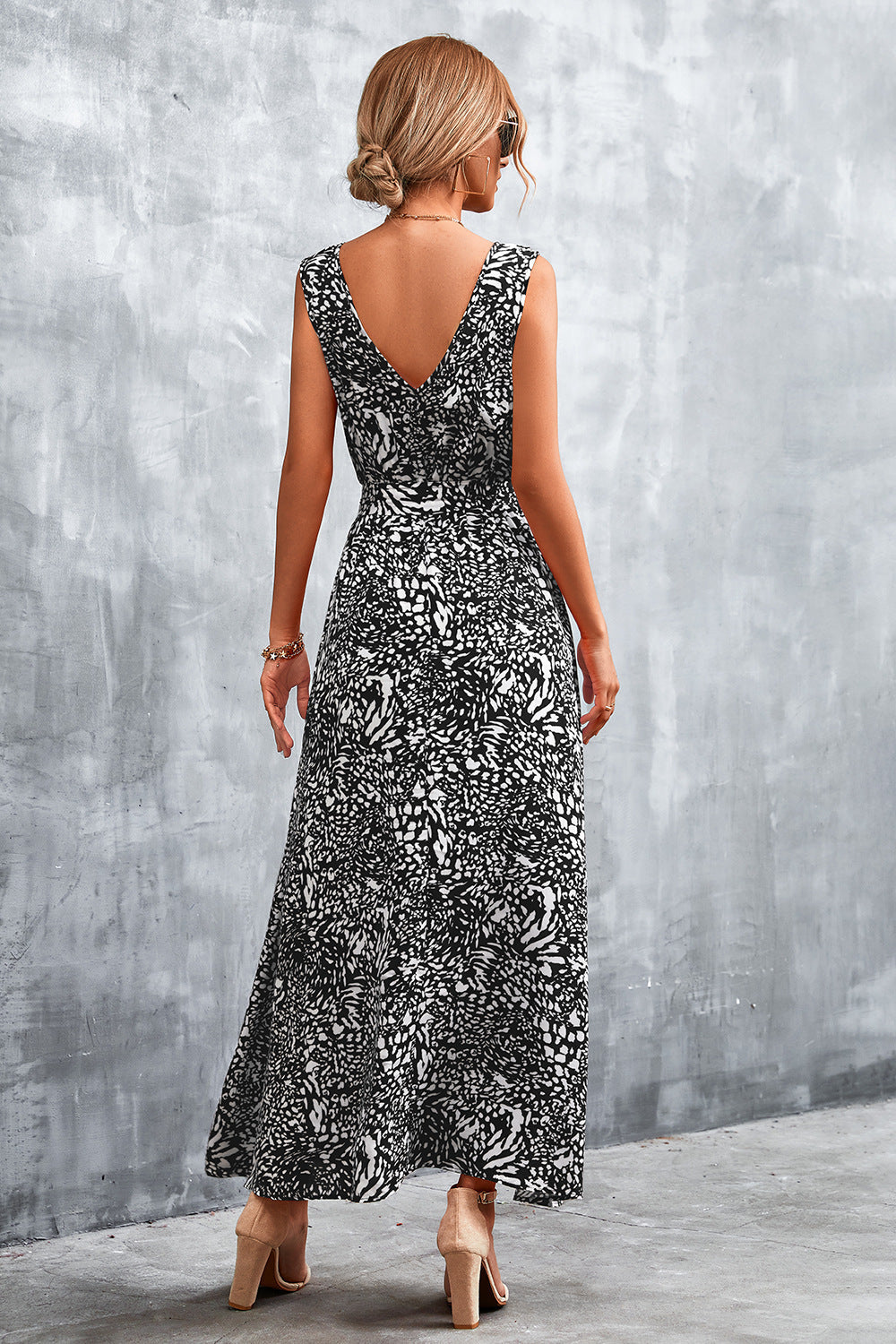 swvws Printed V-Neck Tie Waist Maxi Dress