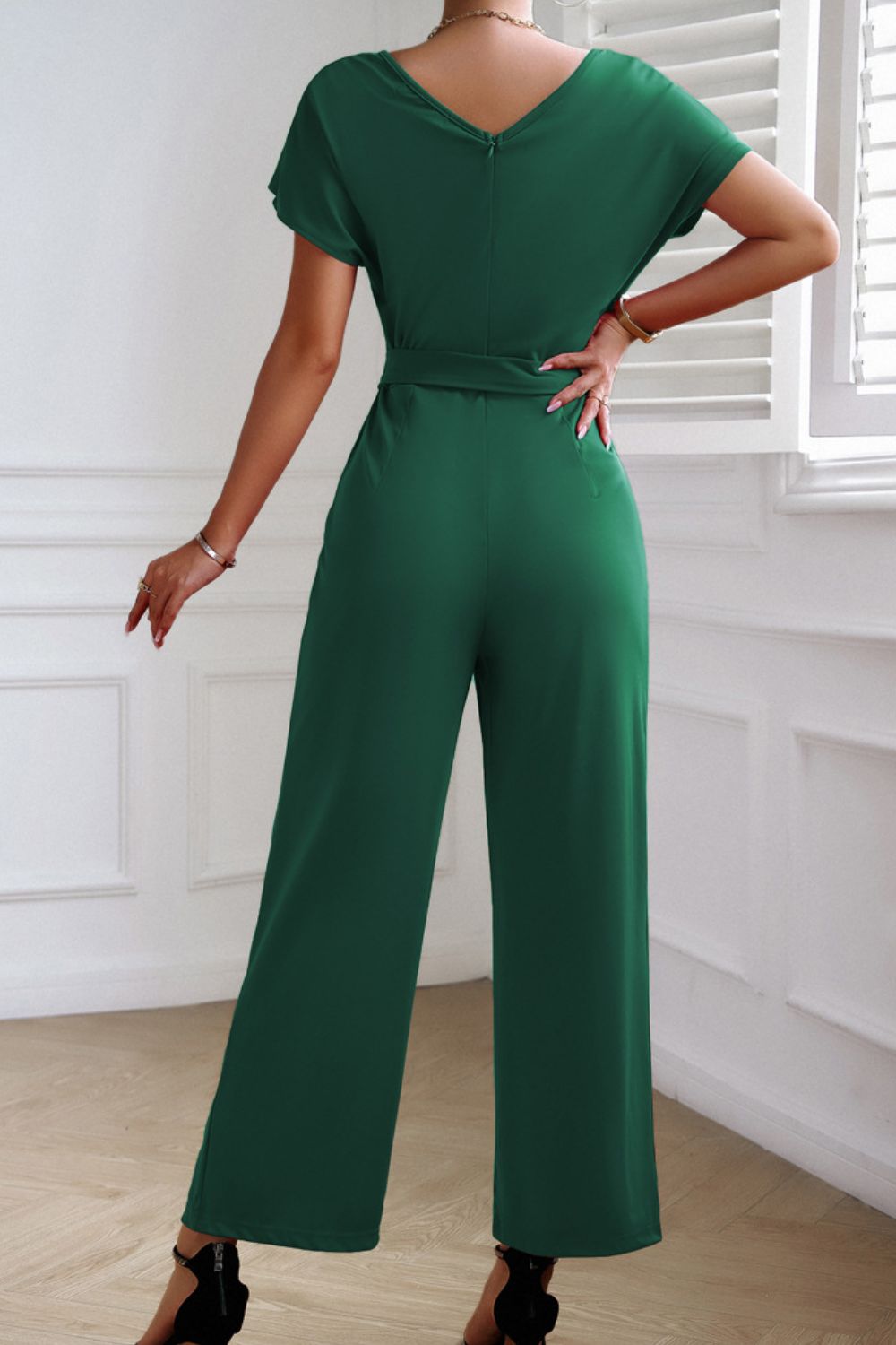 swvws Tie Waist V-Neck Short Sleeve Jumpsuit