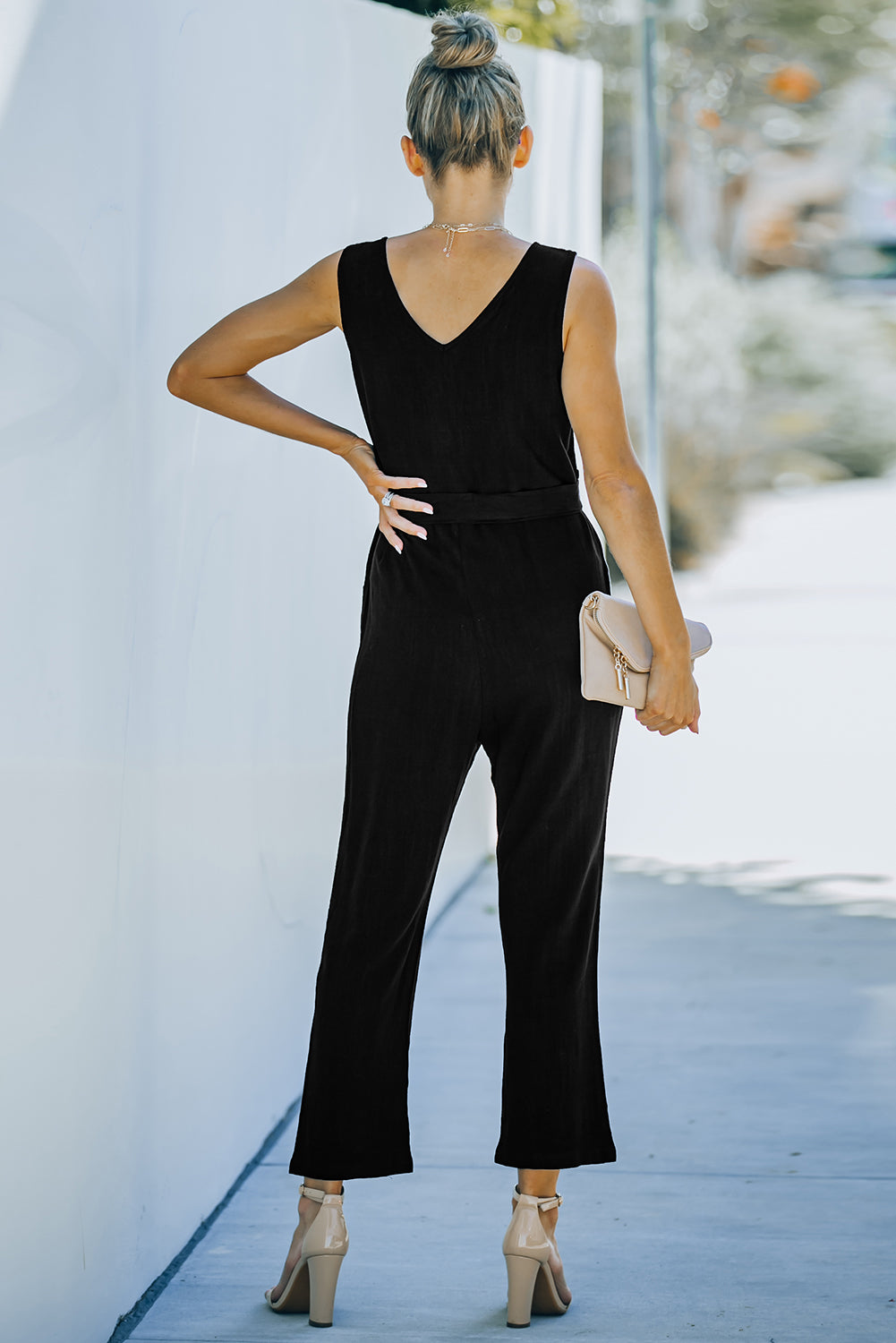 swvws V-Neck Tie Waist Sleeveless Jumpsuit