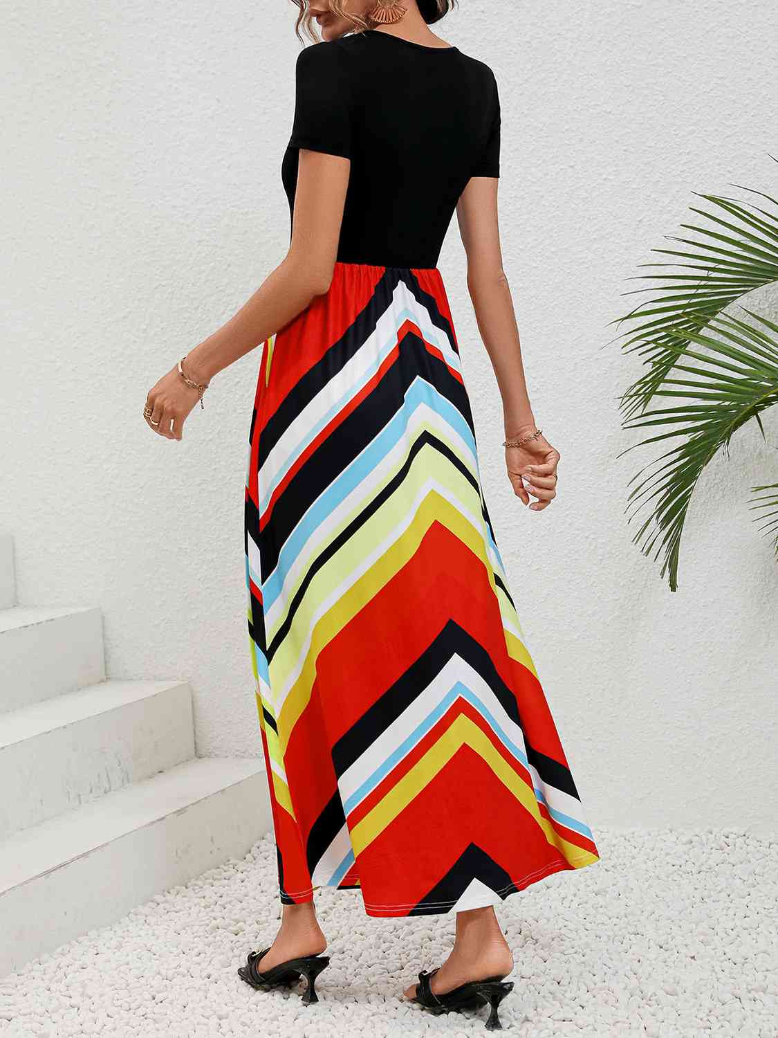 swvws Round Neck Short Sleeve Maxi Dress