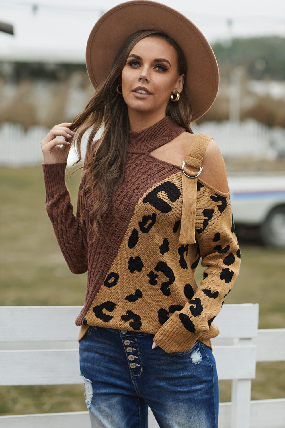 swvws Leopard  Block Turtleneck Sweater