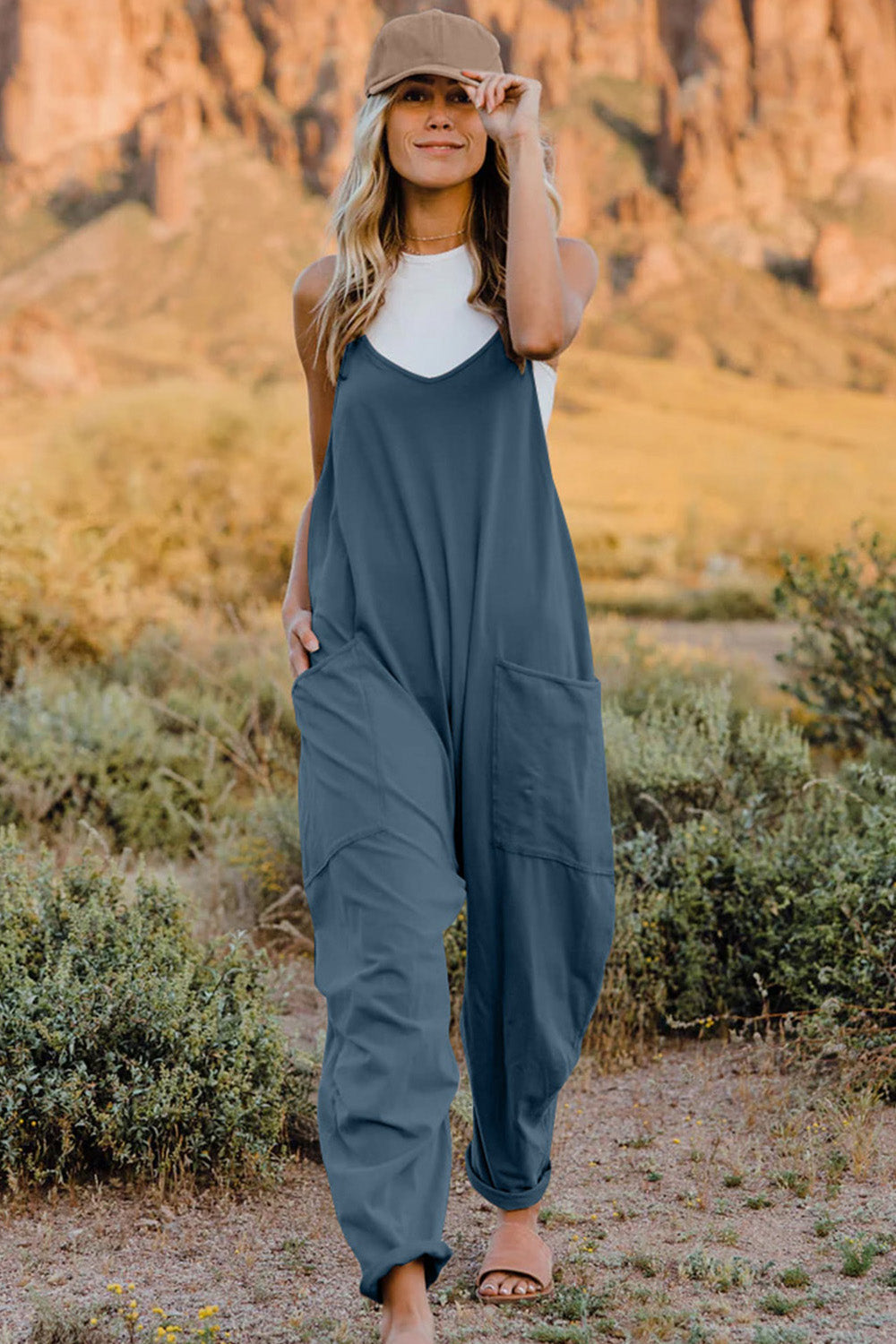 swvws V-Neck Sleeveless Jumpsuit with Pocket