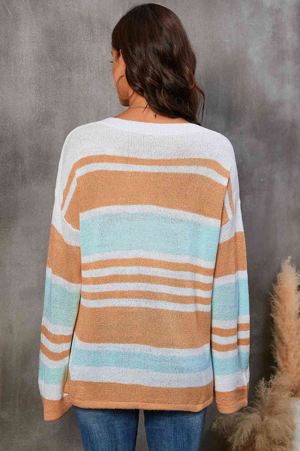 swvws Striped V-Neck Knit Top