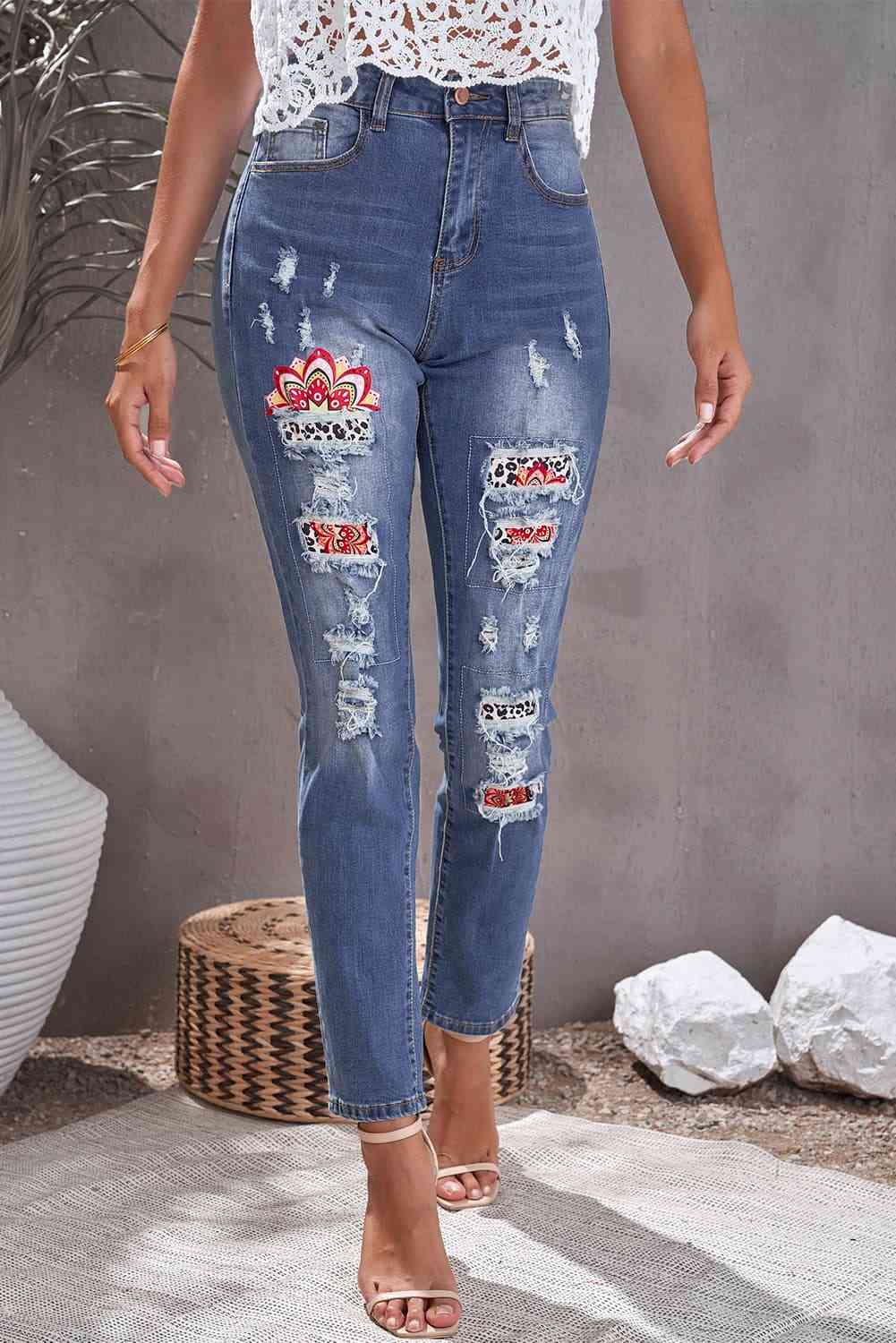 swvws Baeful Leopard Patch Ankle-Length Jeans