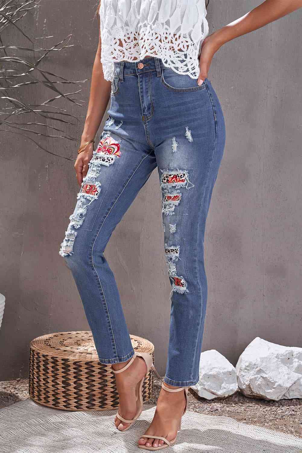 swvws Baeful Leopard Patch Ankle-Length Jeans