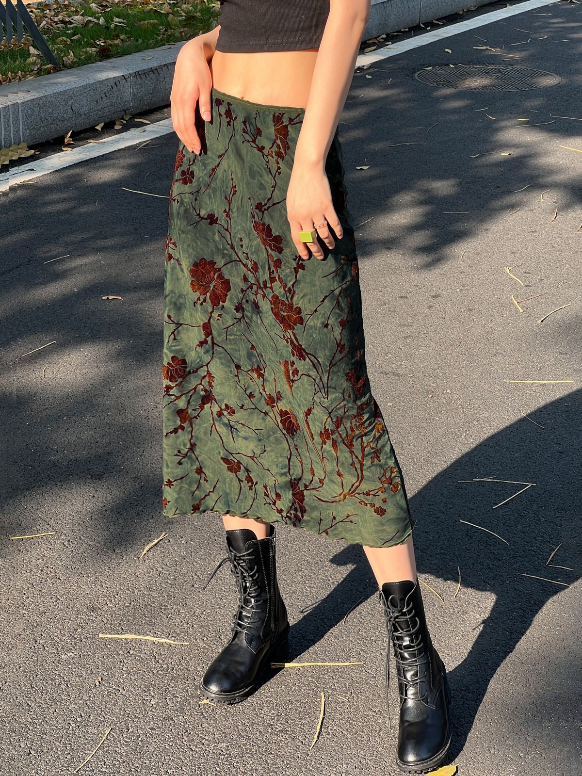 Sixsr Mesh Lining Vintage Floral Midi Skirt