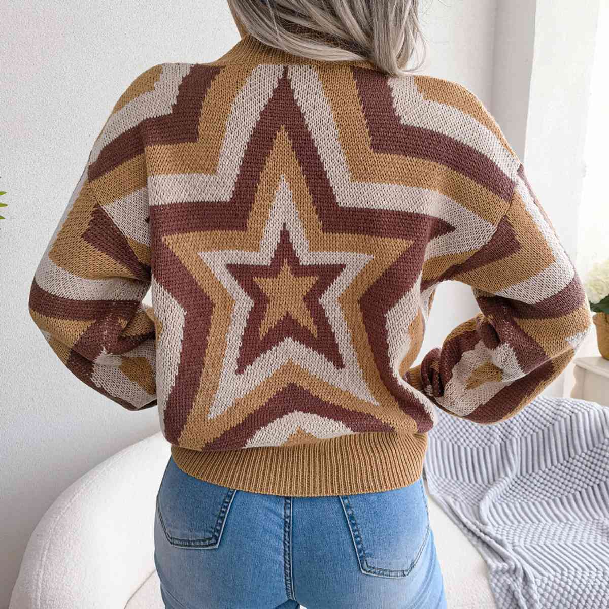 swvws Star Round Neck Sweater