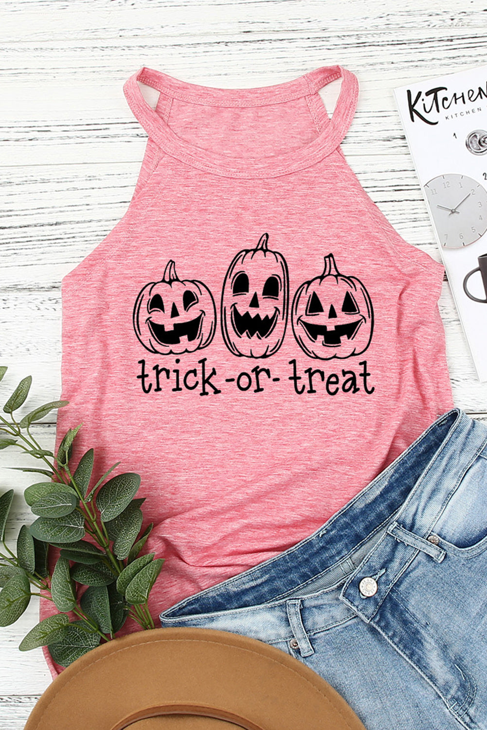 swvws TRICK OR TREAT Graphic Tank Top