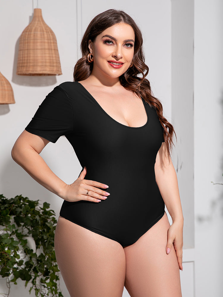 swvws Plus Size Scoop Neck Short Sleeve One-Piece Swimsuit