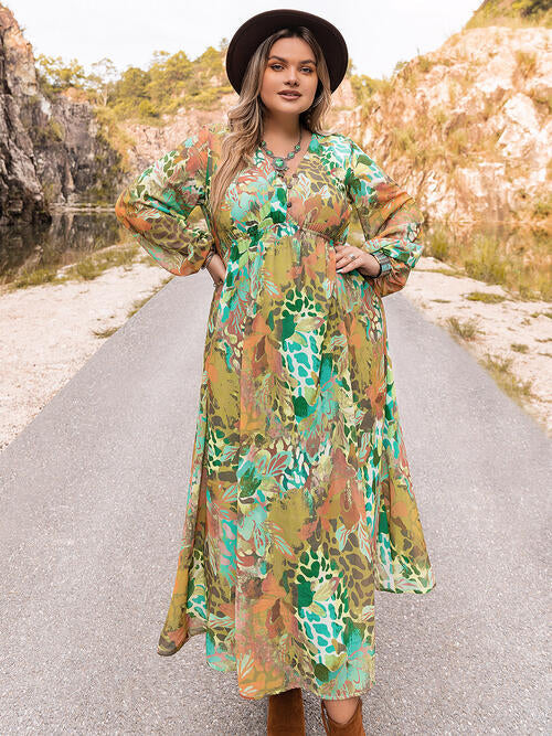 swvws Plus Size Floral V-Neck Long Sleeve Dress