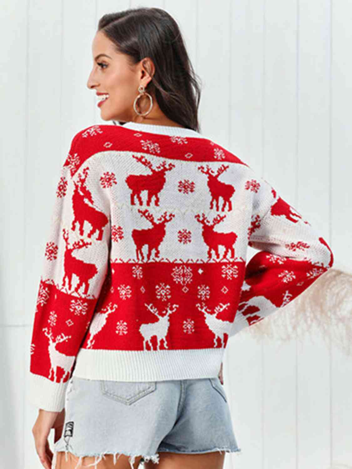 swvws Reindeer Round Neck Sweater