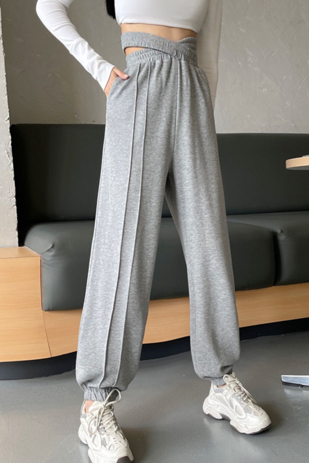 swvws Crisscross Long Sweatpants