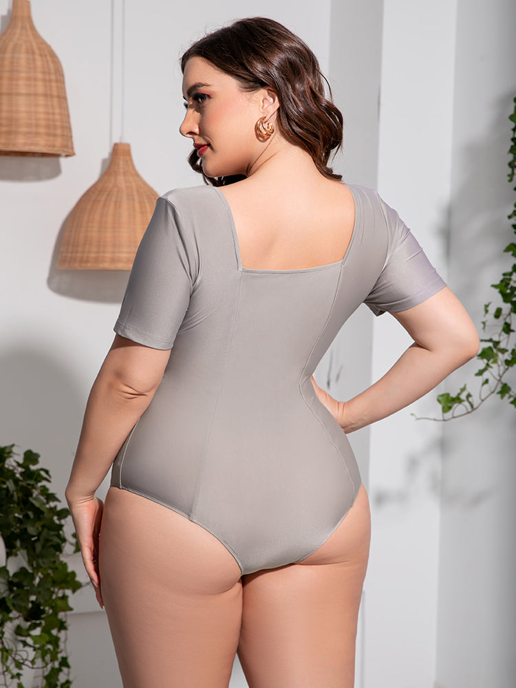 swvws Plus Size Scoop Neck Short Sleeve One-Piece Swimsuit