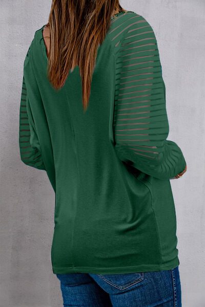 swvws LUCKY V-Neck Raglan Sleeve Blouse