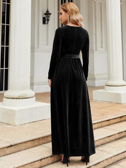 swvws Tie Front Round Neck Long Sleeve Maxi Dress