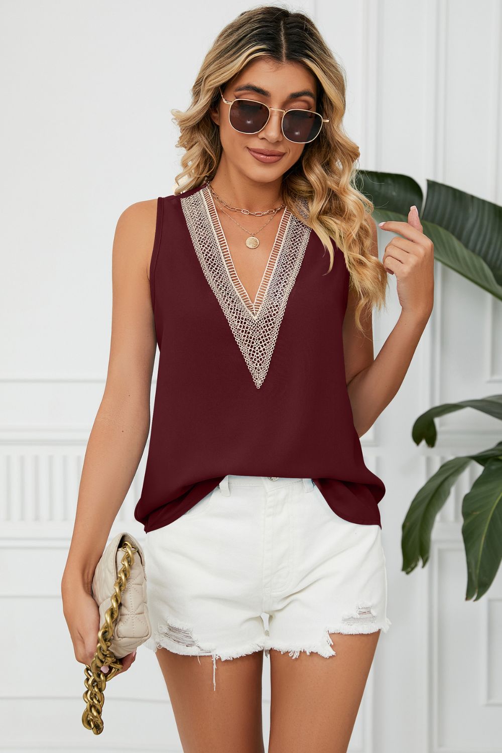 swvws Contrast Trim Plunge Sleeveless Blouse